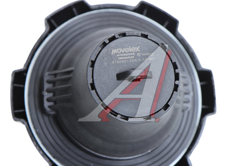 Крышка бака топливного FAW 4180,4250,3250,3310 с ключами MOVELEX